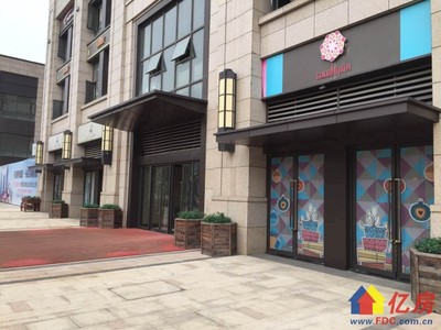 七號(hào)線沿線中南拂曉城臨街商鋪層高六米