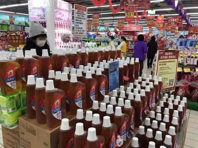 理性應(yīng)對(duì) 上?？谡止S恢復(fù)生產(chǎn)與防疫物資全球采購(gòu)背后的市場(chǎng)新動(dòng)態(tài)